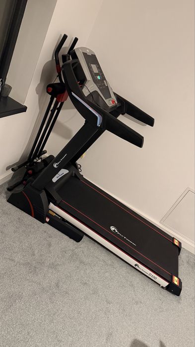 Bandă de alergat electrică FitTronic D100