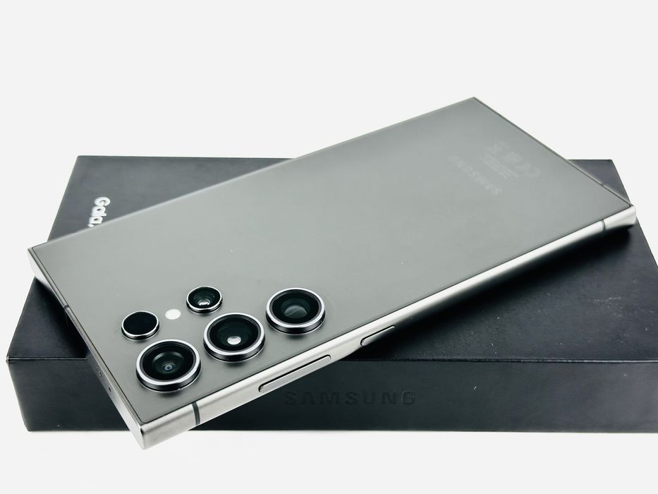 Samsung Galaxy S24 Ultra 5G 256GB 12RAM Black Перфектен! Гаранция!