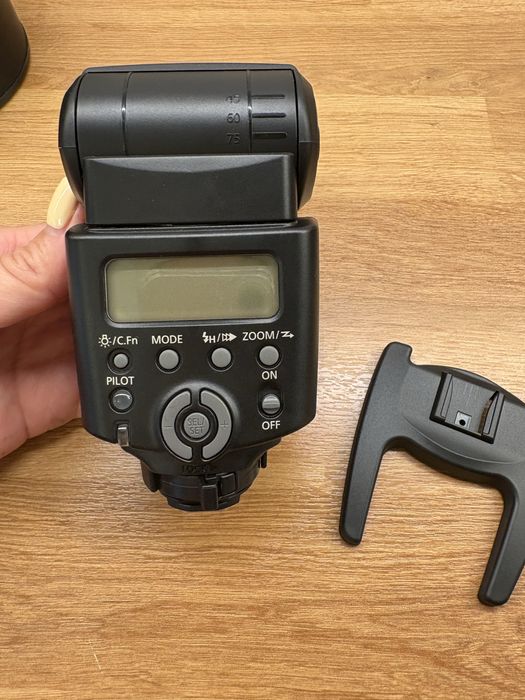 Canon Speedlite 430 EX