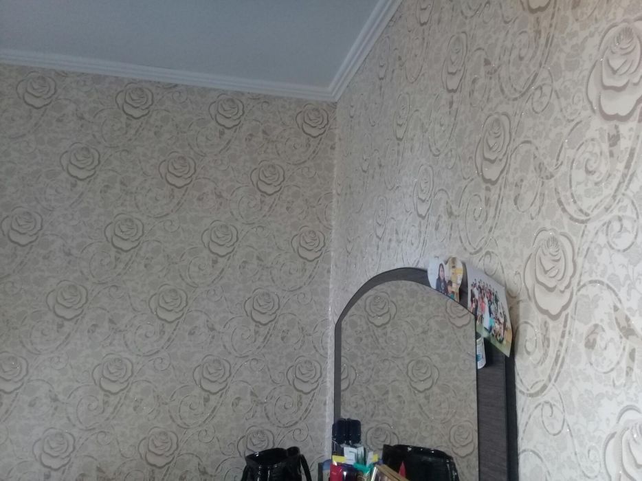 Клею обои и галтели, Профессионально!!!