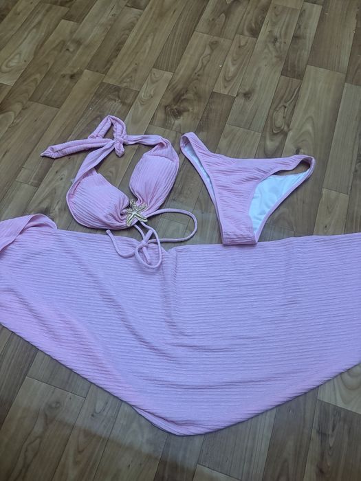 Продам новый купальник