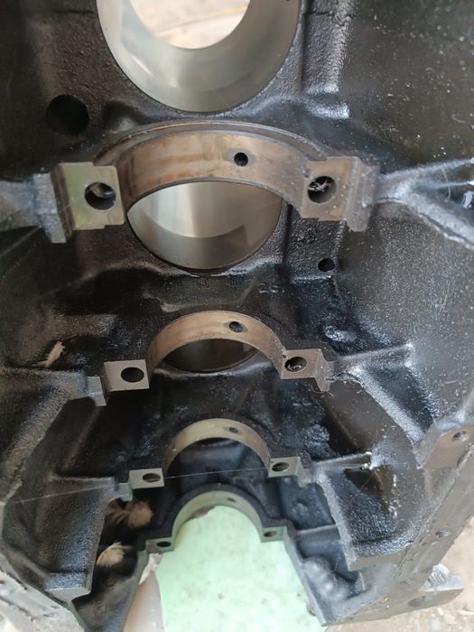 Продам двигатель на Ауди 2,3