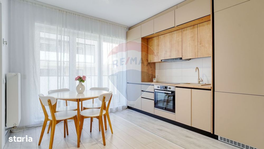 Apartament cu 2 camere de închiriat în zona Tractorul