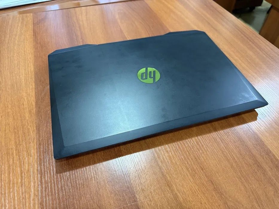 Hp pavilion gayming v15