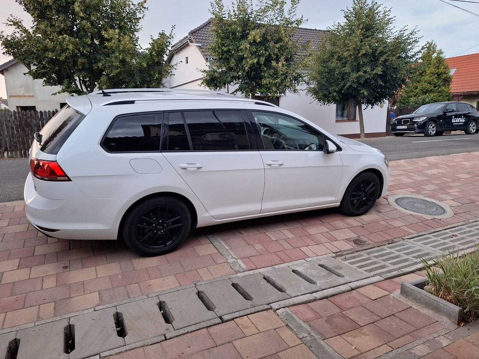 Vand sau schimb VW Golf 7 Combi An2014  1.6tdi DSG Automat 7+1