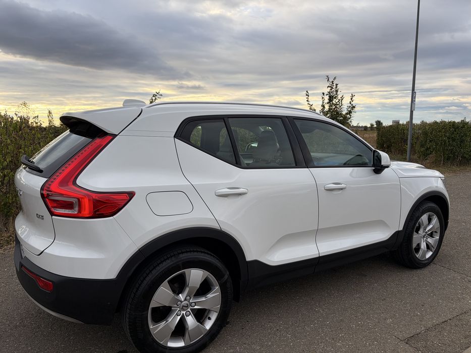 VOLVO XC40 2019 — imagine 4