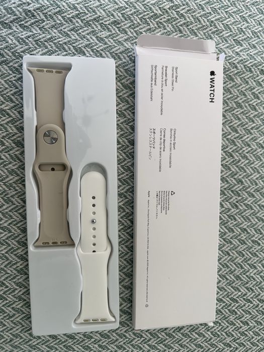 Apple Watch 11 часы
