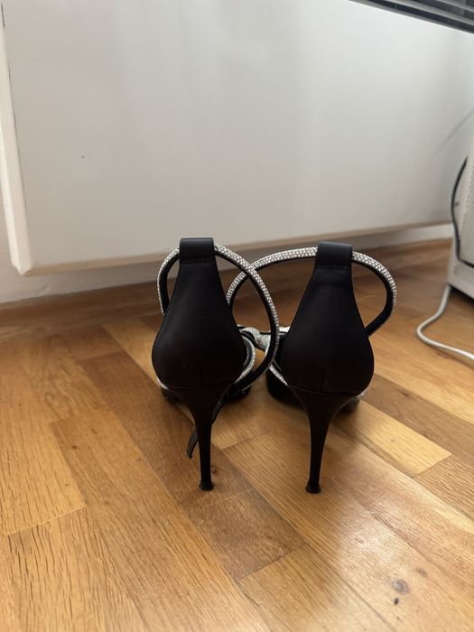 Токчета steve madden