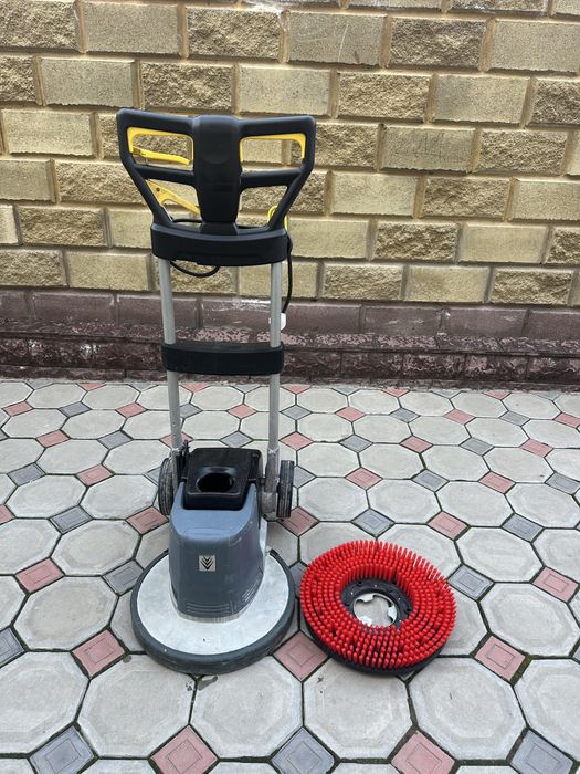 Роторная машина Karcher BDS 43/180