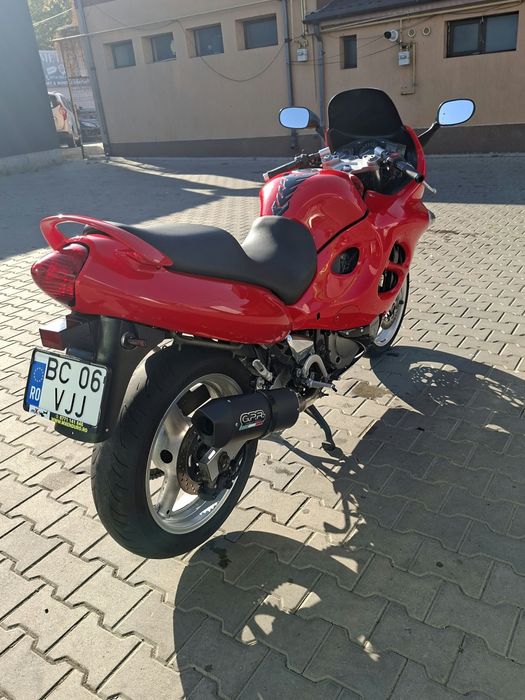 Suzuki gsx f 600 katana