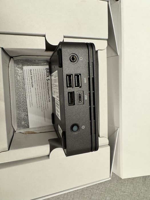 Mini-PC Brix AMD Ryzen R7-4800 negru