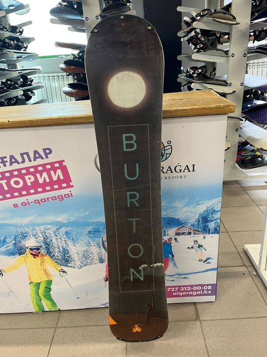 Сноуборд burton , крепы и ботинки