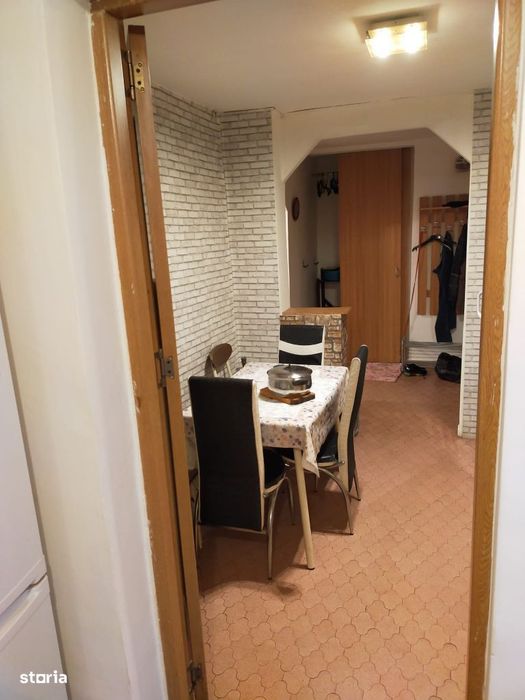 Apartament 3 camere, decomandat | Liber | metrou Eroii Revolutiei |
