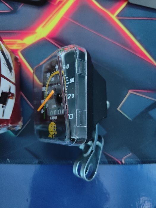 Механичен скоростомер за велосипед