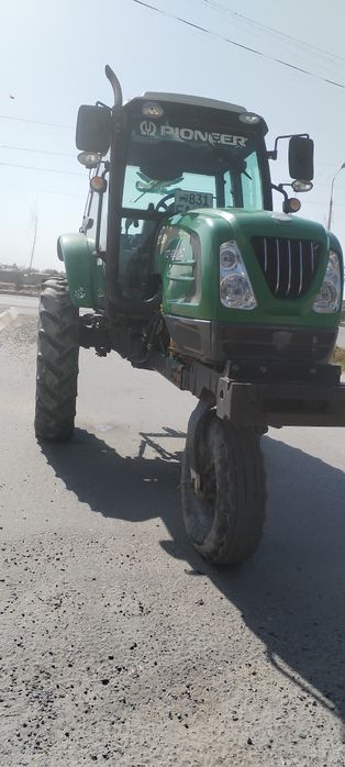 Traktor ttz100 sotiladi