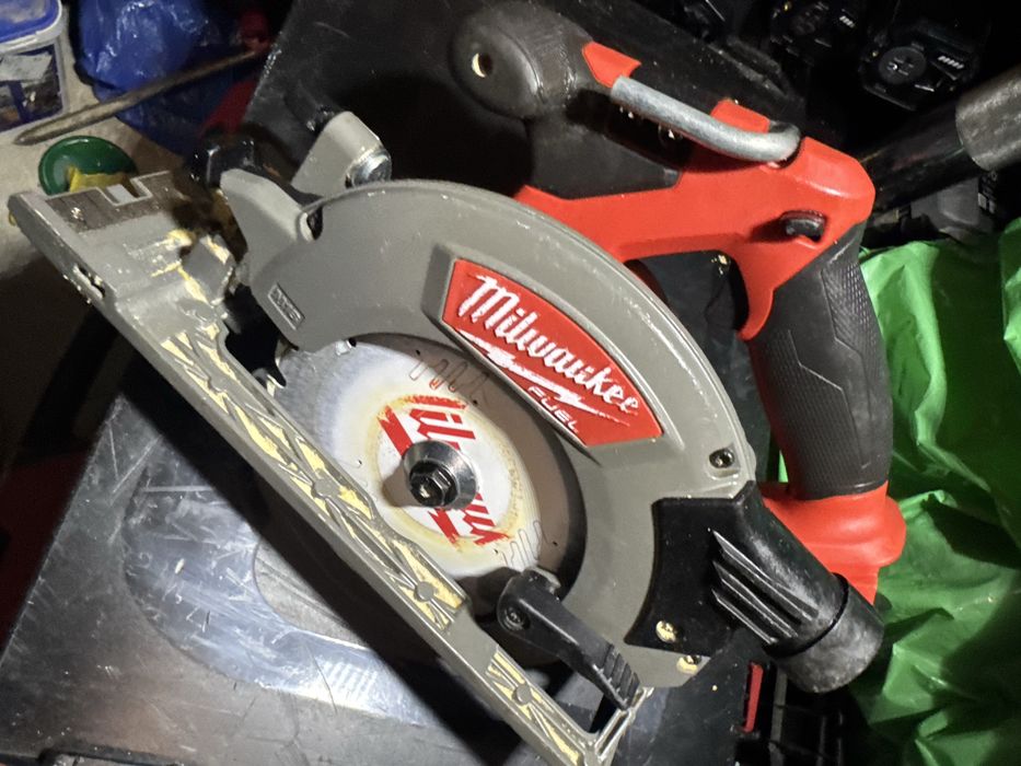 Circular Milwaukee CCS55 2023