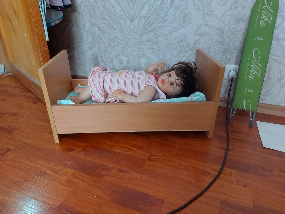 Кроватка для кукол