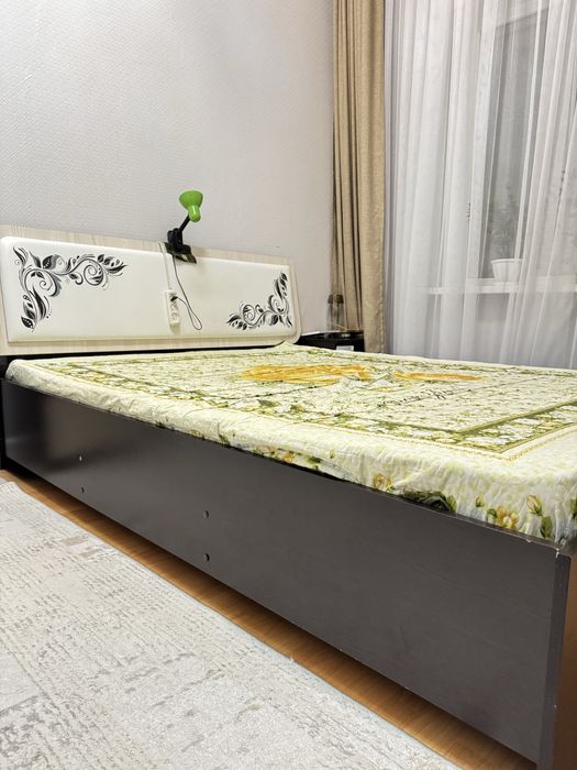 Продам кровать.