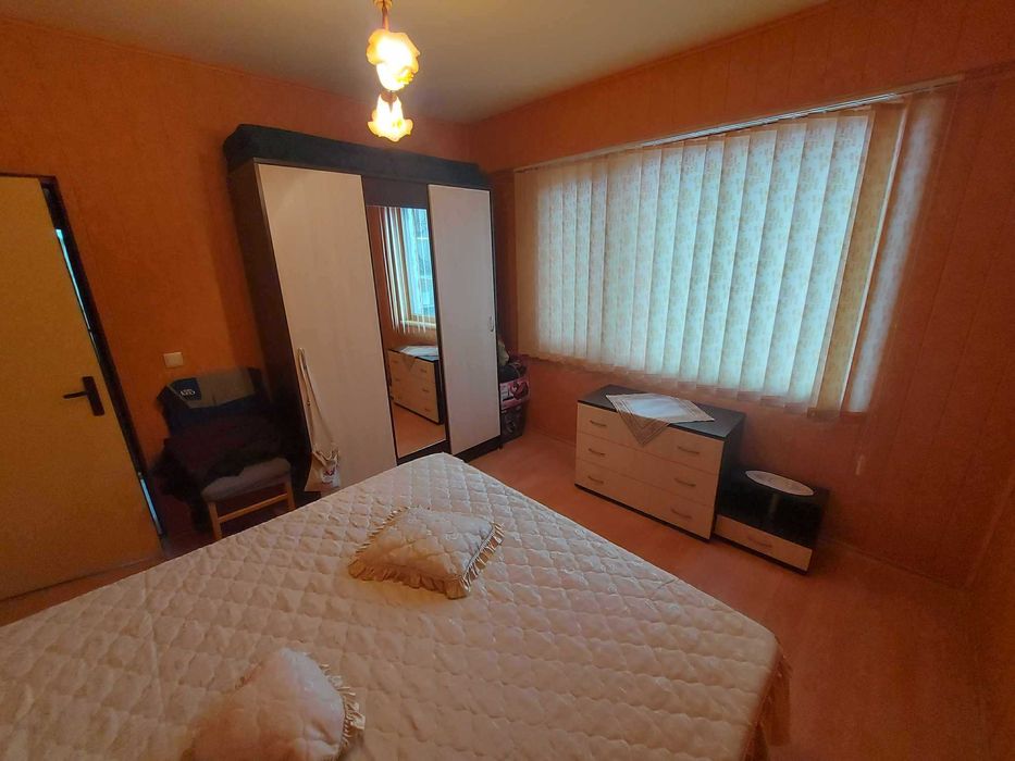 Продава се Тристаен апартамент в Търговище, Запад 2 - 76 кв.м за 1128 €/кв.м - Снимка #7