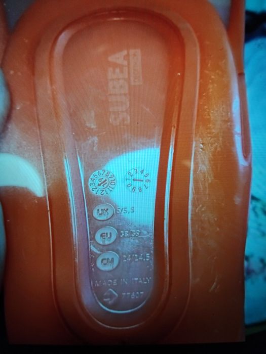 Плавници  използвани 5-6 пъти.