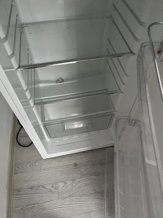 Продам срочна цена договорная