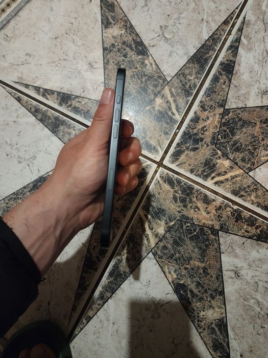 Iphone 16 plus de vânzare