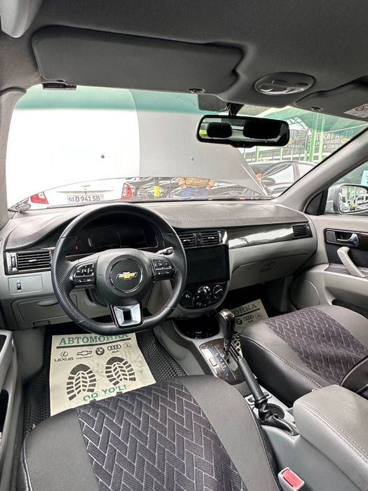 Жетра сотилади.  Автомат каробка. Холати идеал.