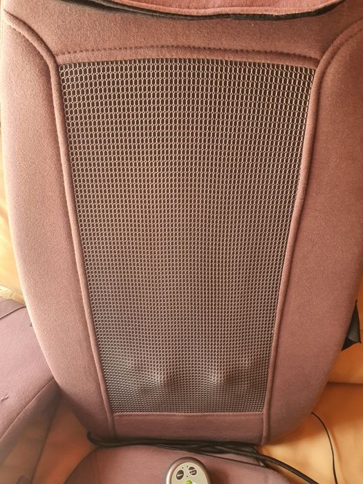 Vand aparat de masaj cu incalzire pret 11500 lei