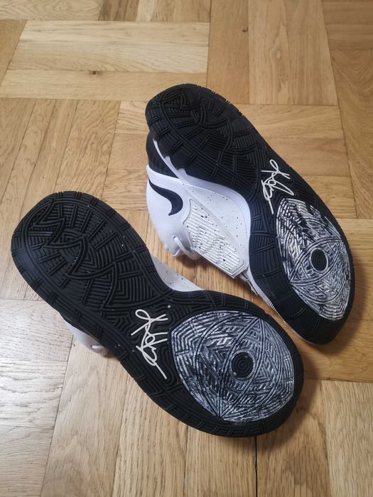 Nike Kyrie 6 баскетболни маратонки номер 40