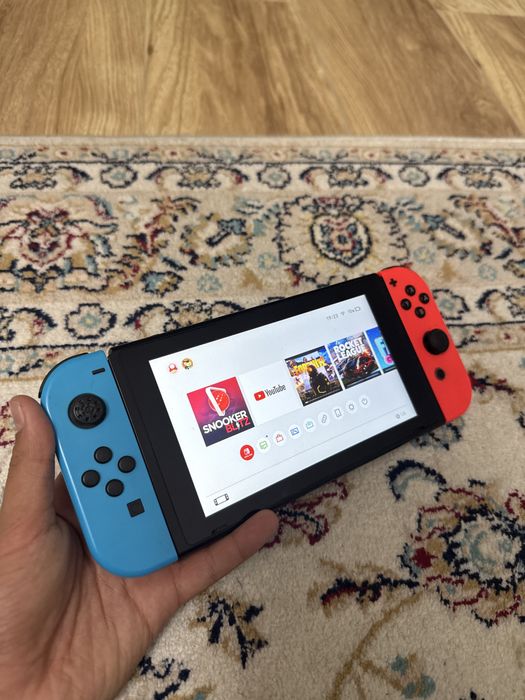 Продаю нинтендо свич