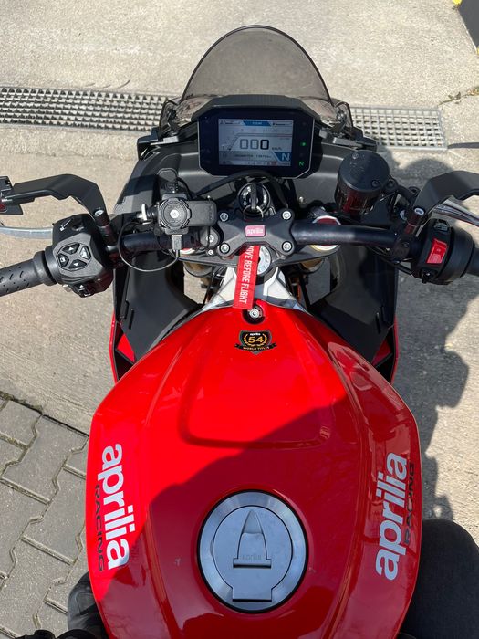 Aprilia Tuono V4 2024
