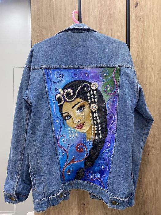 Джинсовка с рисунком