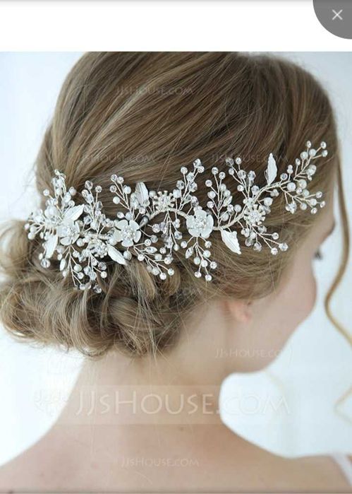 Рокля, сватбена, но подходяща и за други специални поводи