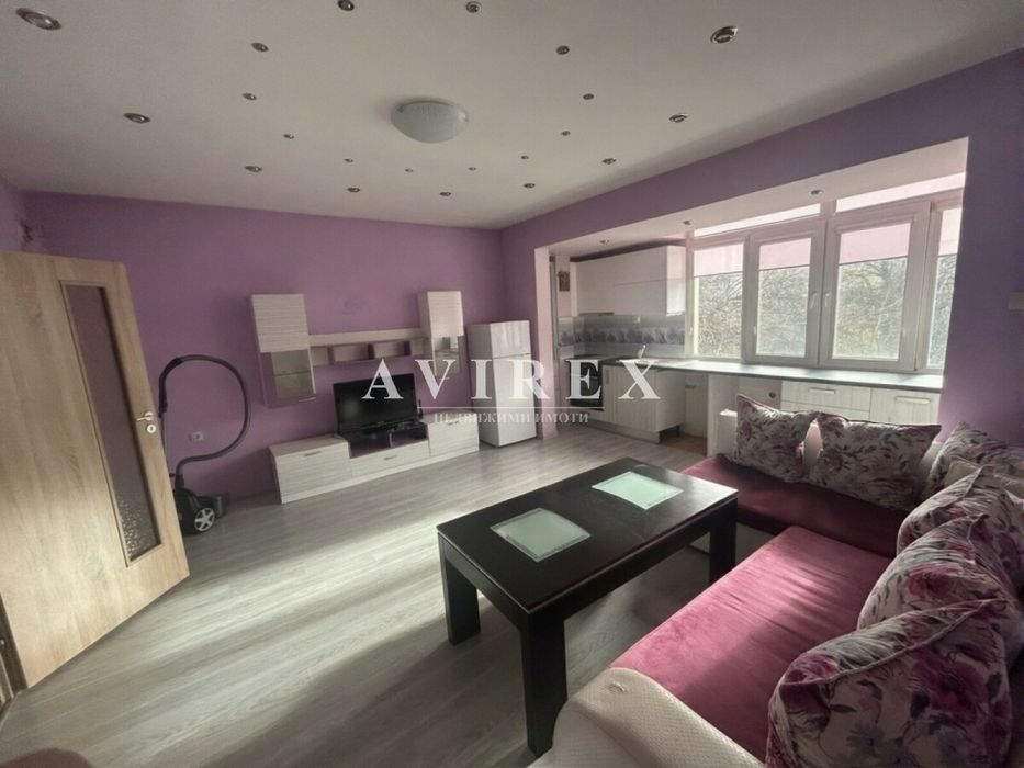 Дава се под наем Тристаен апартамент в Пловдив, Кючук Париж - 90 кв.м за 382.5 € - Снимка #4