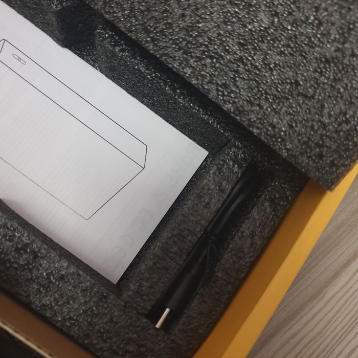 Baterie externa de mare capacitate 60000 mah REALI NOUA