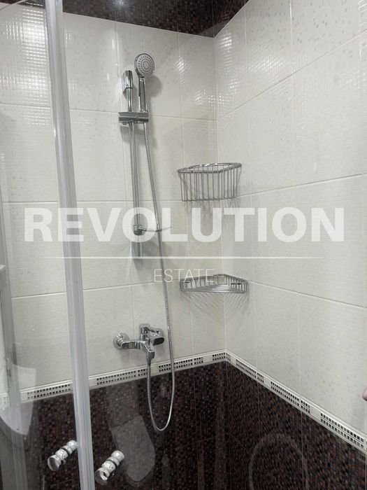 Дава се под наем Двустаен апартамент в Варна, Лятно кино Тракия - 50 кв.м за 600 € - Снимка #9