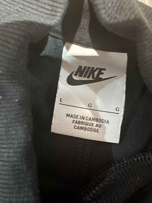 Nike sportswear тениска