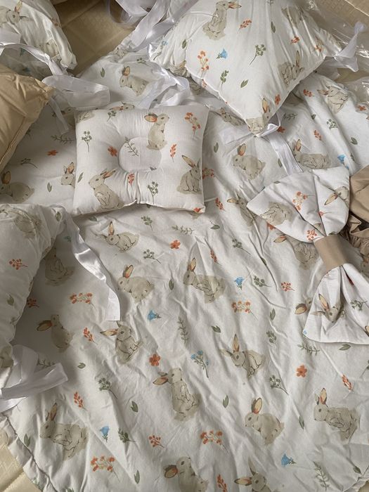 Манеж сатылады жане корпесимен