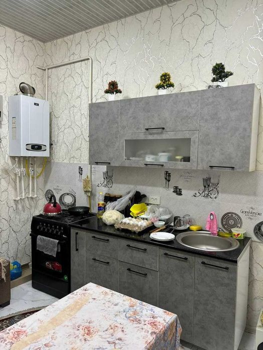 Продам 2-х комнатный коттедж. Срочно.Сергели.Дарё буйи