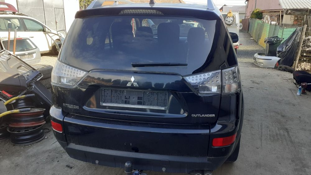 Dezmembrez Piese Mitsubishi Outlander din 2008