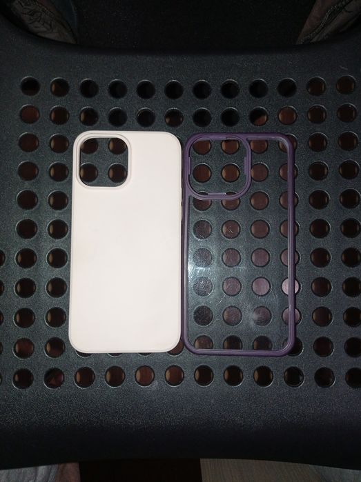 Huse iPhone 13 ProMax,O husă Pret - 50 Lei sau Două la 100 de Lei.