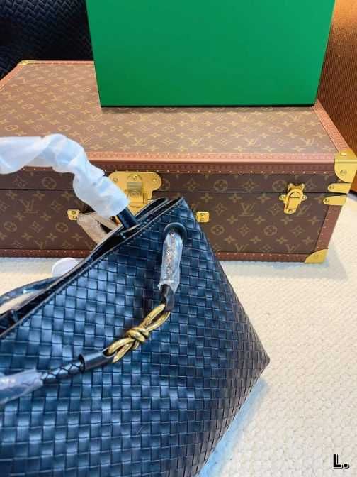 Geanta de mana dama Bottega Venata  630-07-1