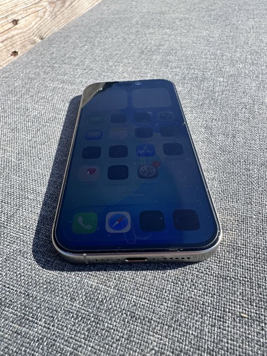 iPhone 15 Pro 256 Gb