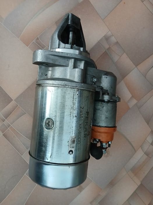 Продам Стартер газ 53