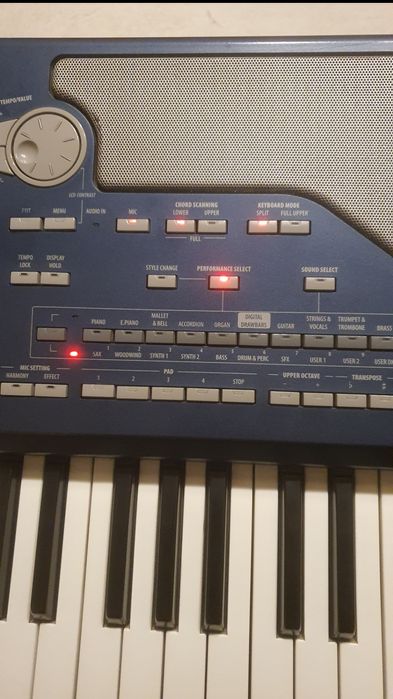 Продаю Korg pa 800