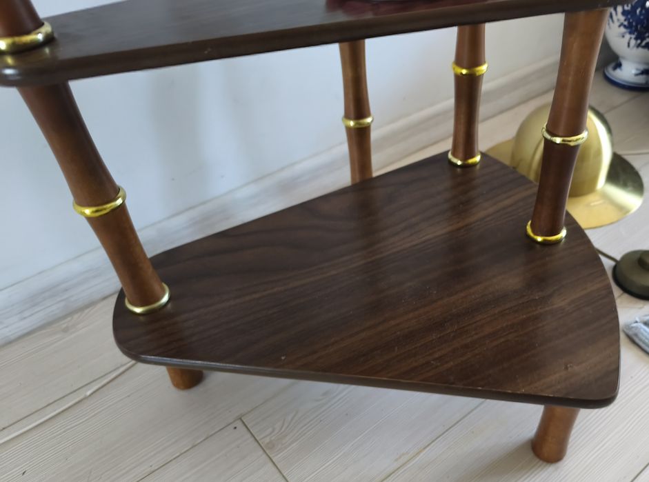 Suport din lemn pentru flori/0biecte decorative