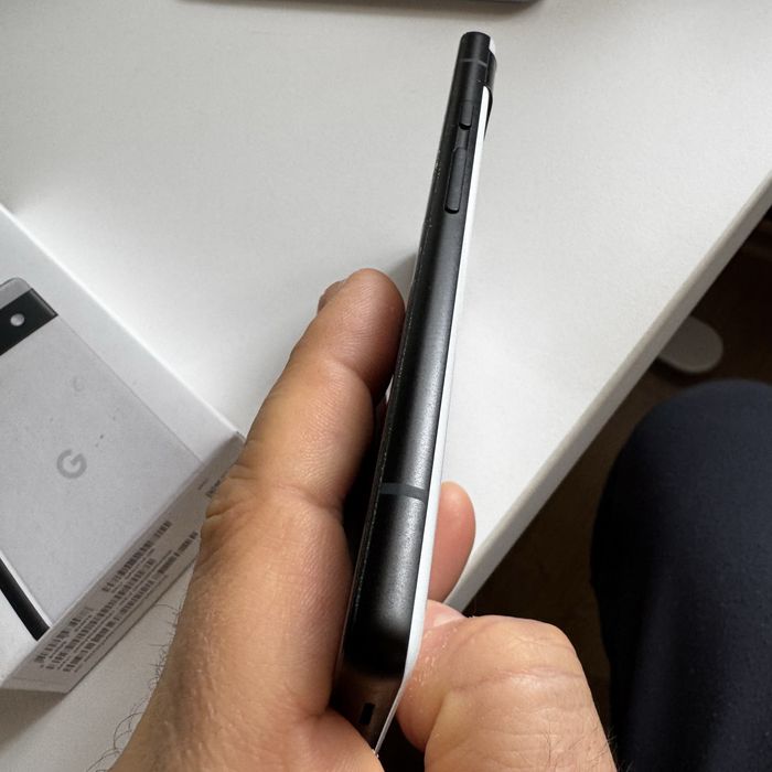 Google Pixel 6a 128gb white