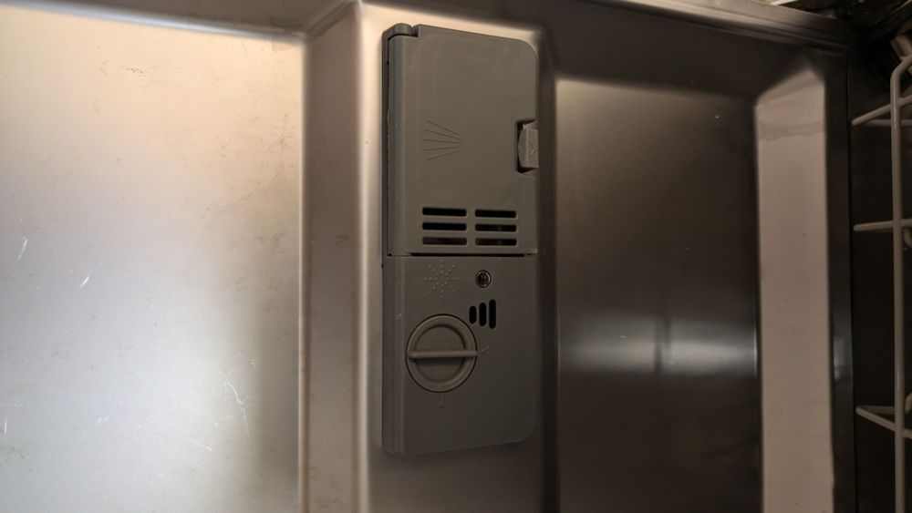 Посудомойка Midea