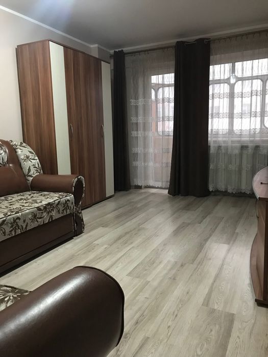 Vând apartament 3 camere