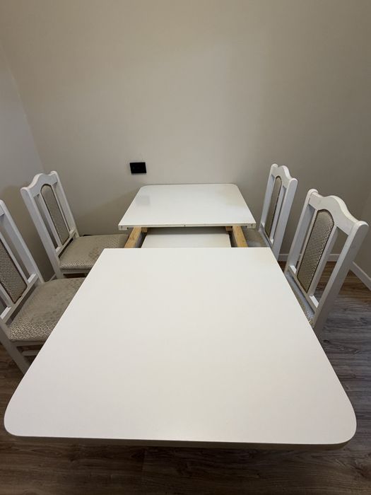 Продам стол с 6 стульями